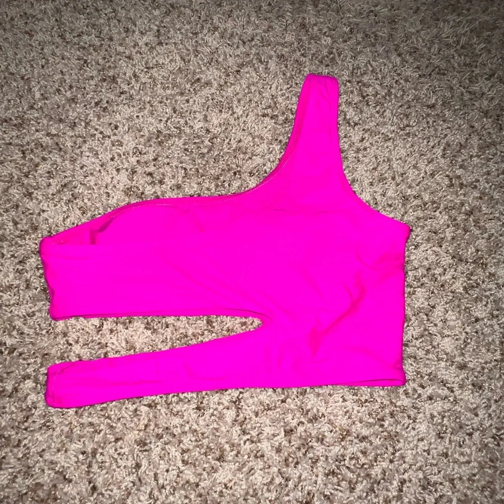 ZAFUL, pink cut out bikini top with padding, Medium